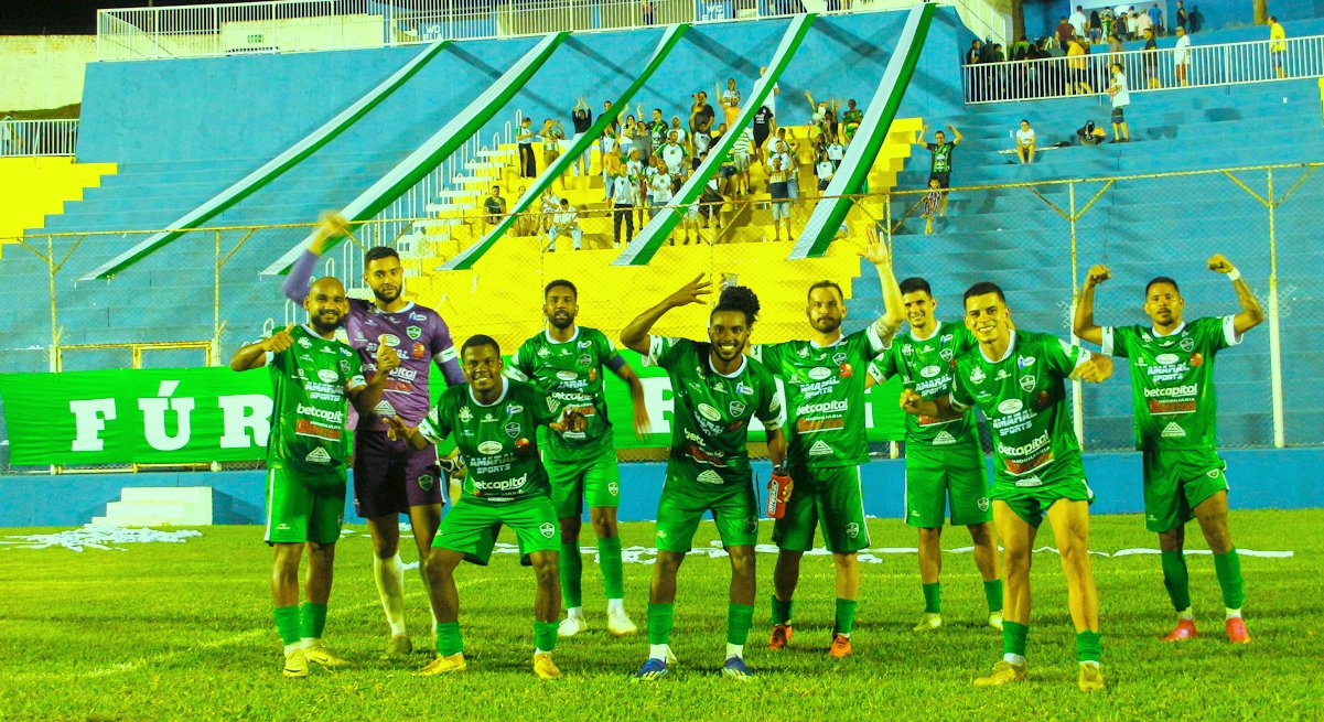 Arapongas EC goleia Cambé por 9 a 0 e consolida classificação e liderança na Terceira Divisão