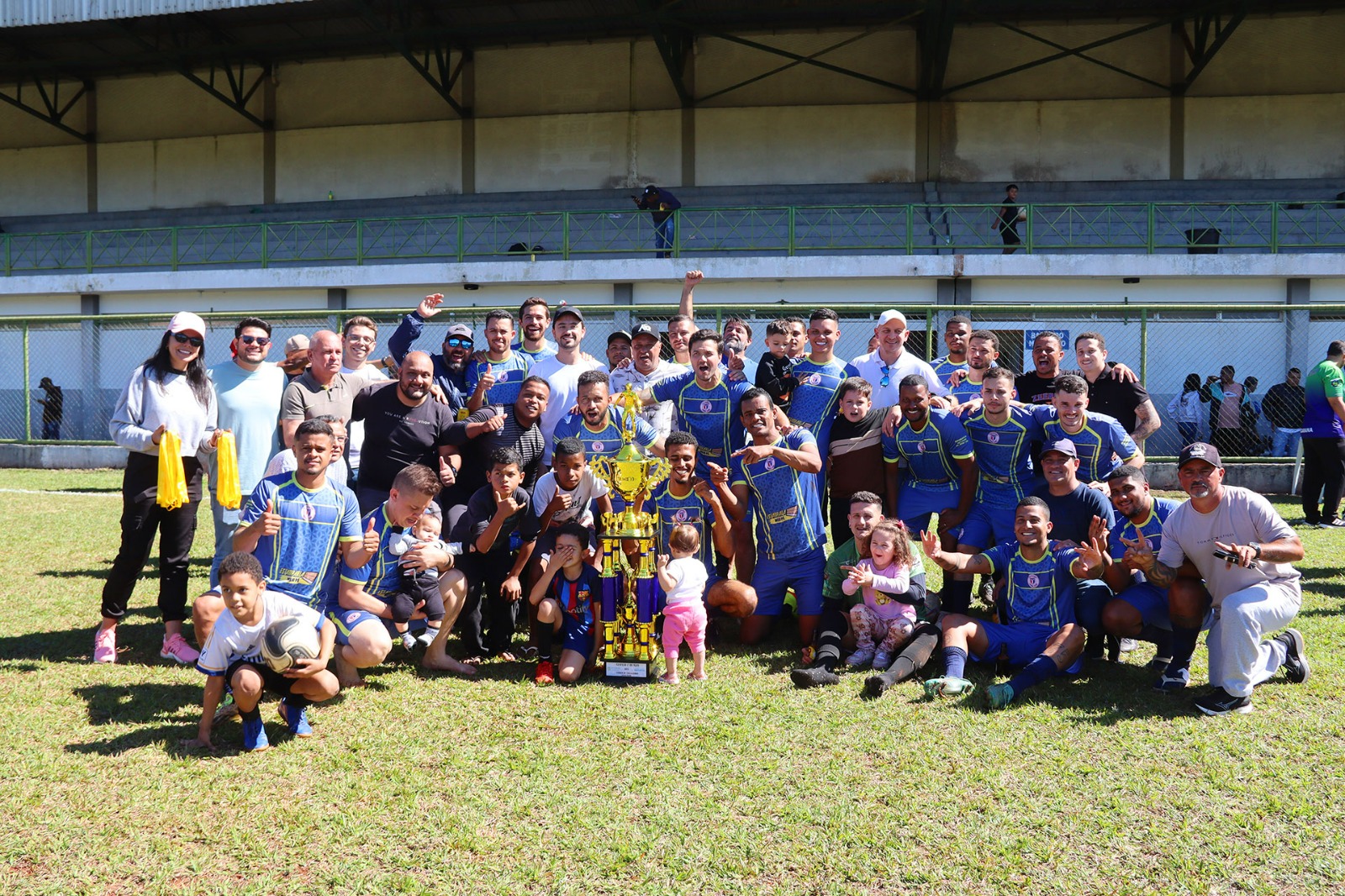 Novo Operário e Ipicks são os campeões do Torneio do Trabalhador de Apucarana