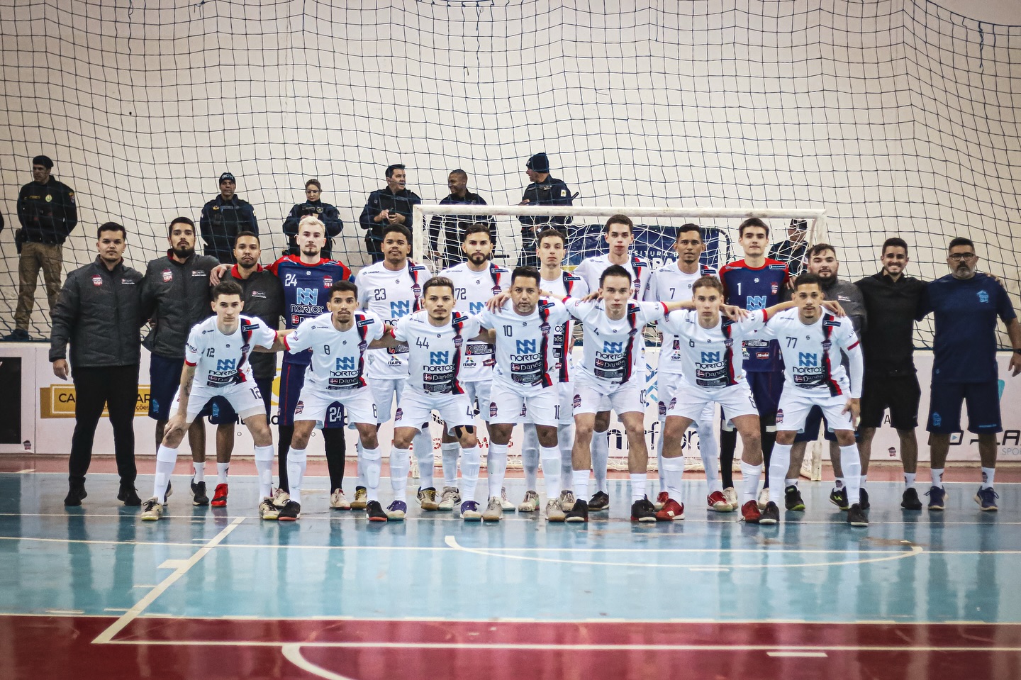 Paraná Clube e Apucarana Futsal empatam em jogo movimentado pela Série Prata