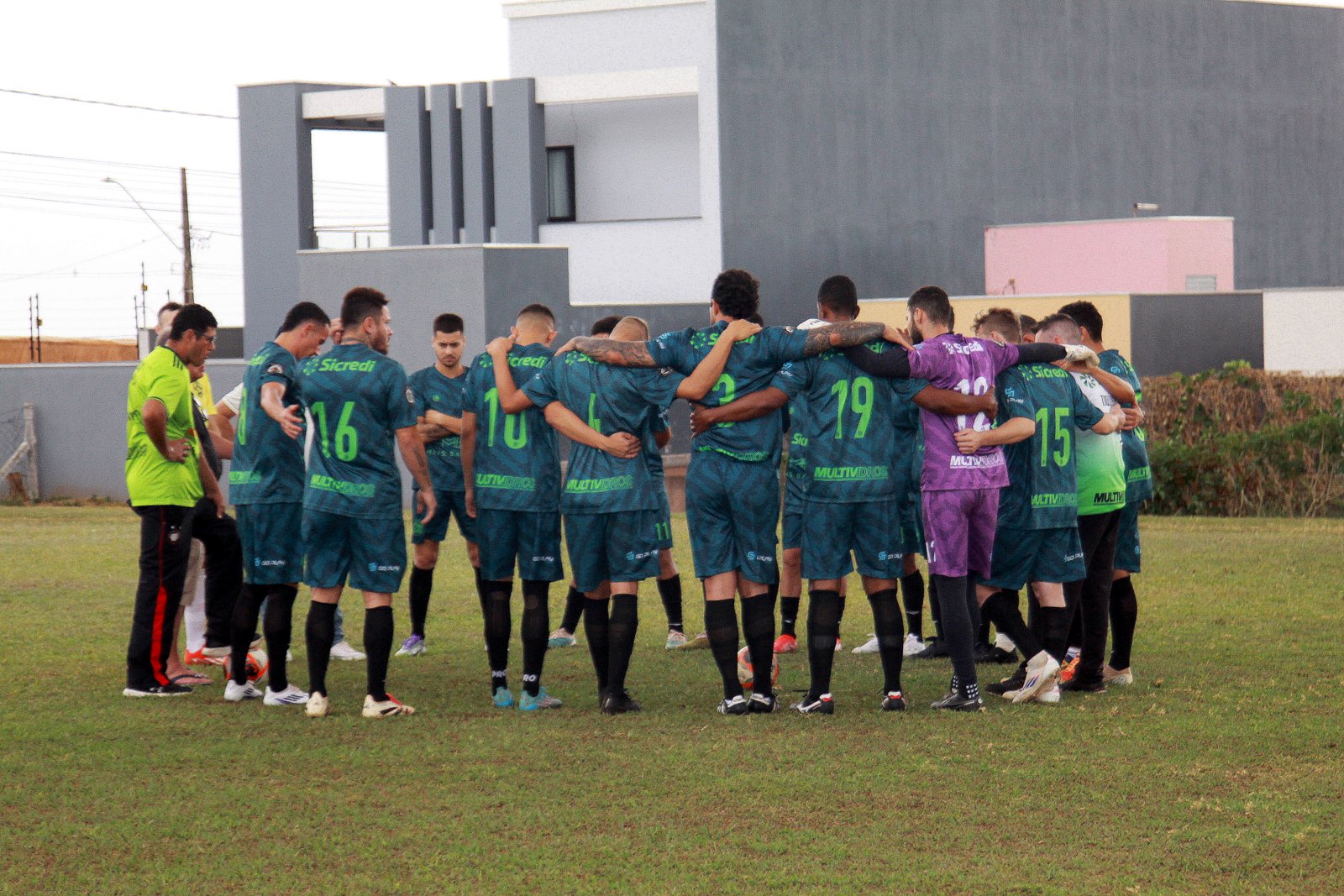 Pirapó/JPG vence o Paiçandu e se aproxima da vaga nas semifinais da Liga de Maringá