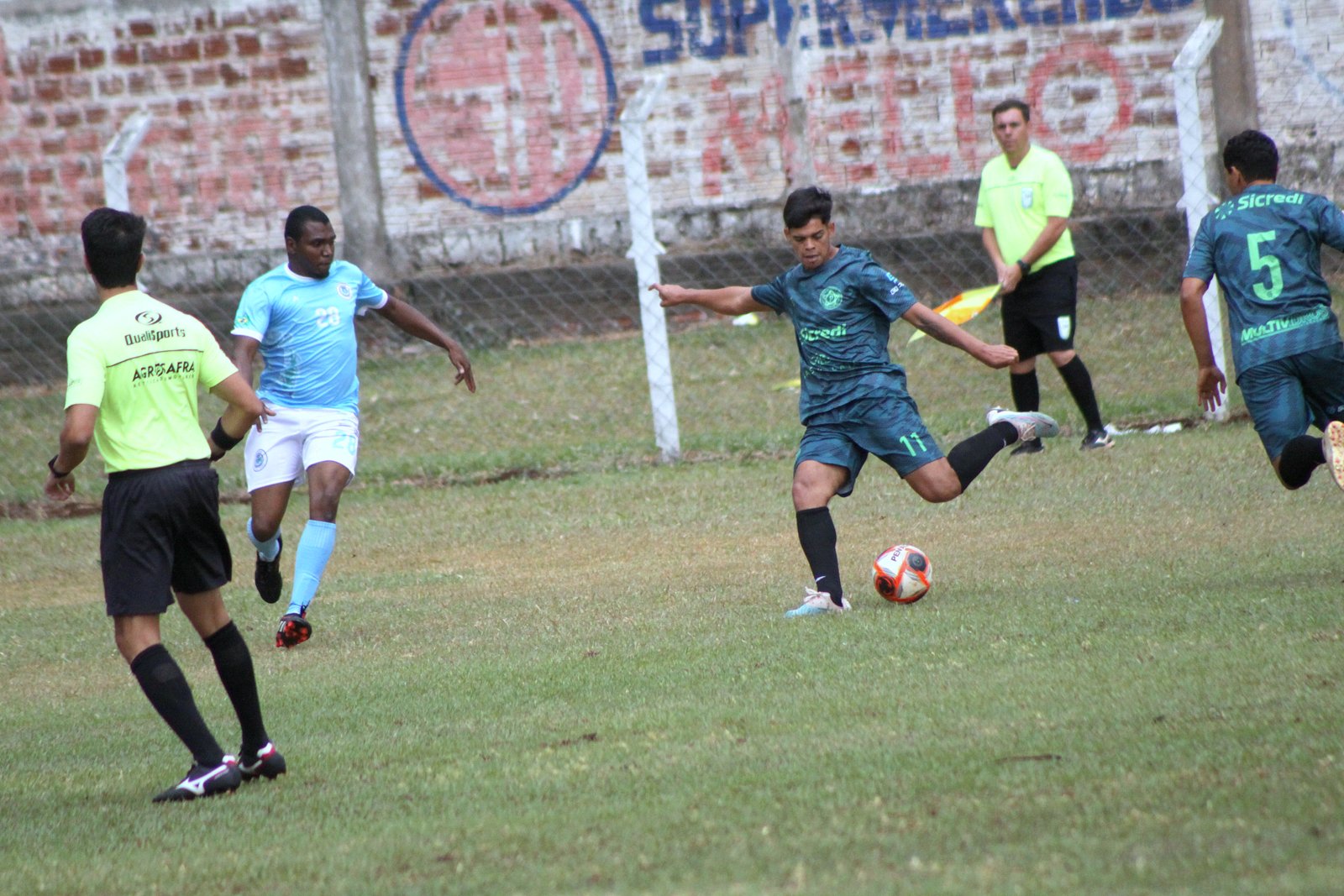 Pirapó vence Paiçandu e assume liderança no Campeonato Regional da Liga de Maringá