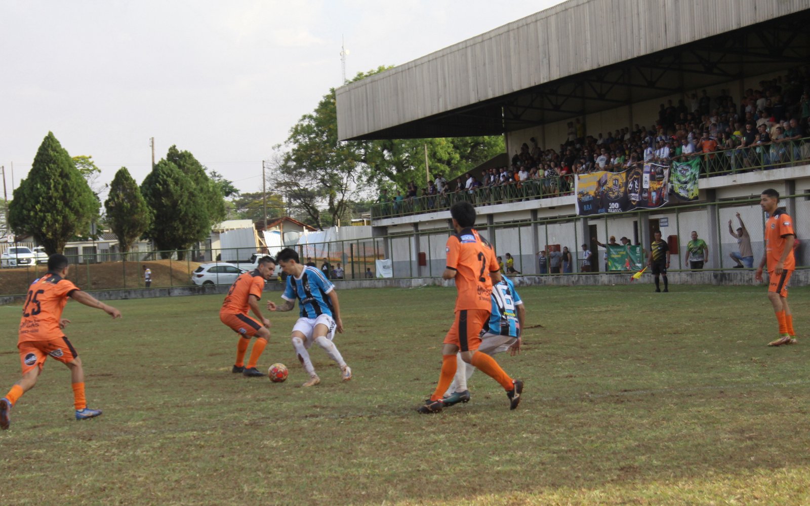 Sport Club Dom Romeu vence Grandes Rios e garante vaga nas semifinais do Campeonato Regional do Vale do Ivaí