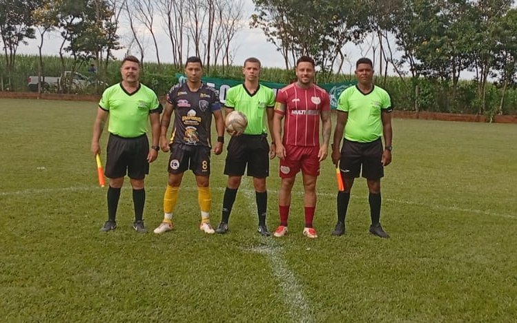 Pinheirão/Multividros segue invicto no Regional da Liga de Maringá